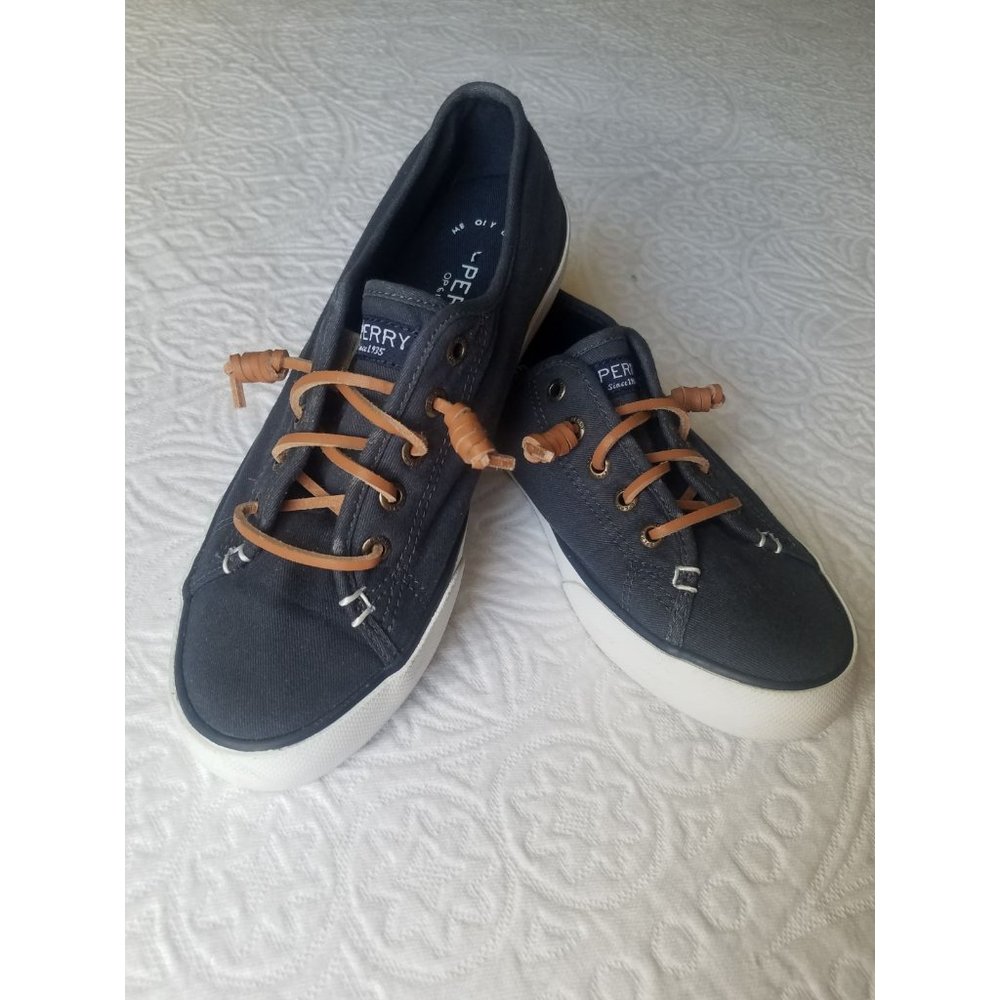 Sperry shoes size 7